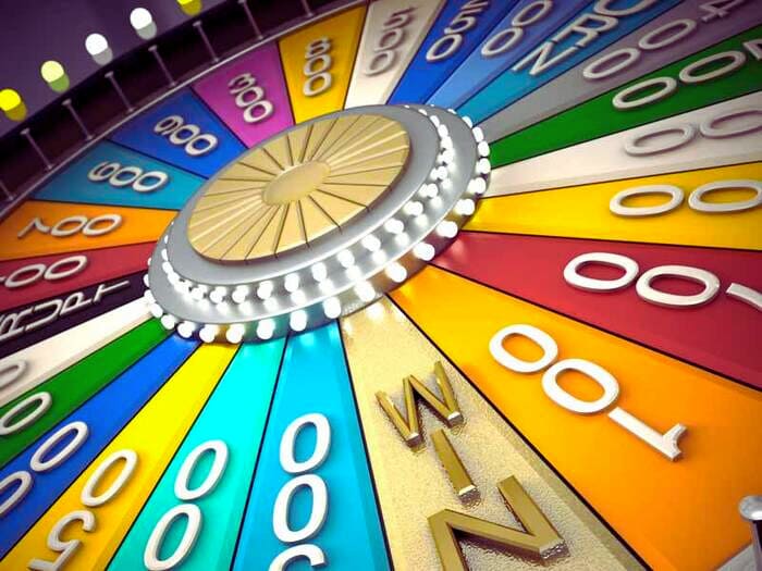 Spin the board to win cash giveaways